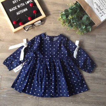 Áo váy thu đông bé gái hoa nơ tay